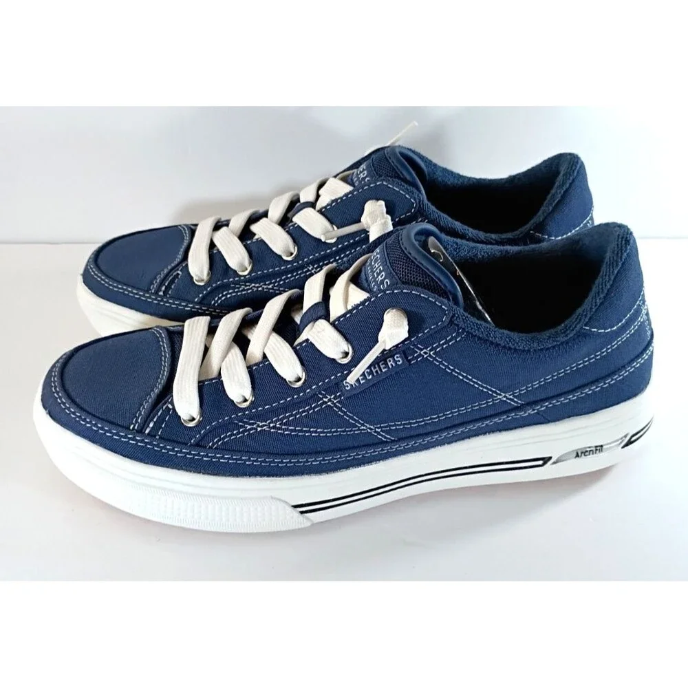 Skechers Arch Fit Arcata Slip On Sneakers Navy Women's Size 7 Arch Support